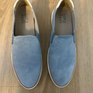 Naturalizer Women's Blue Slip-On Loafers